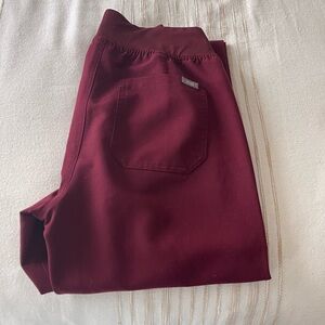 Figs Women's Scrub Burgundy pants regular size